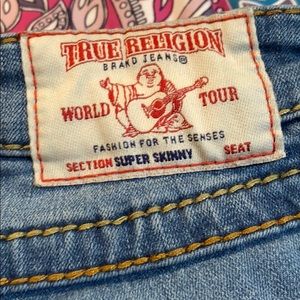 True religion breaks jeans